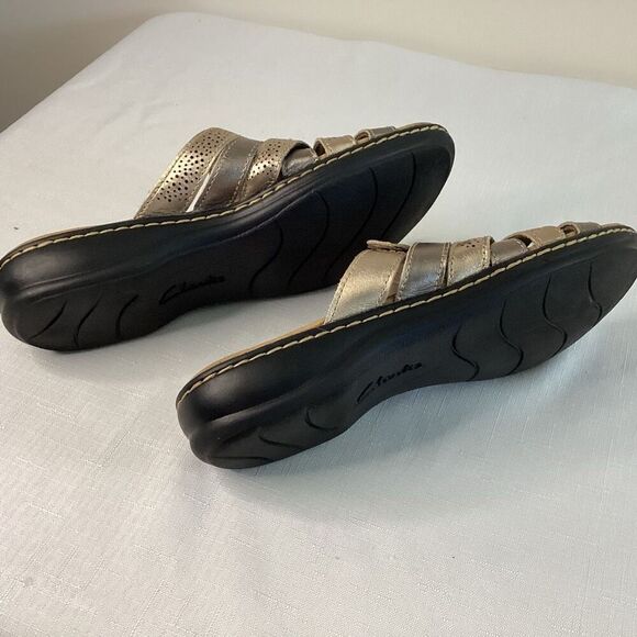 Clarks Collection Mixed Metallic Comfort Strappy Slide in Sandal Size 8 - Picture 5 of 8
